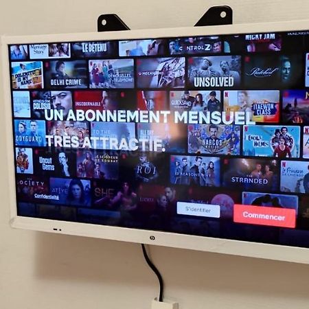 Magnifique Appartement Lille Wifi Parking By Servallgroup Mons-en-Baroeul Bagian luar foto