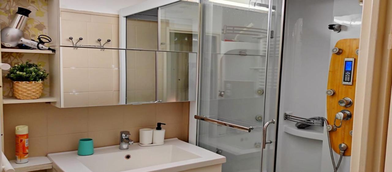 Magnifique Appartement Lille Wifi Parking By Servallgroup Mons-en-Baroeul Bagian luar foto